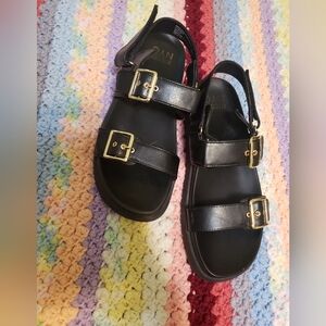 Black Sandals Steve Madden